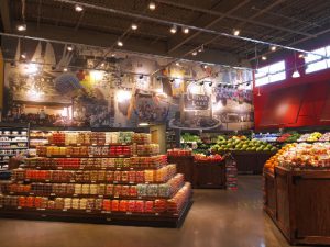 GREEN GROCER Strack & Van Til built a store in Cedar Lake on an existing site, reusing existing concrete from the site, with a strong emphasis on reducing energy consumption.