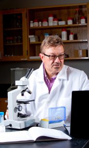 “IT’S 150 TIMES MORE EFFECTIVE” Frank Szczepanski is cofounder, CEO and president of IVDiagnostics Inc., which is developing a diagnostic test for circulating tumor cells—the major cause of death in cancer patients.